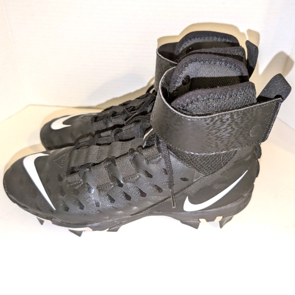 NIKE Force Savage Shark 2 AQ7722-001 Men's‎ Football Cleats Size 9.5 - Picture 1 of 8